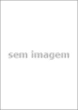 UNIVERSIDADE MONSTROS: MEU LIVRO PARA PENDURAR