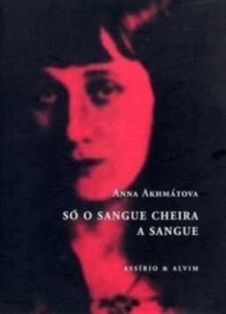 Só o sangue cheira a sangue