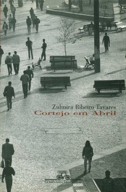 Cortejo em Abril