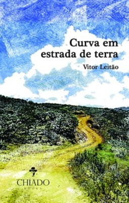 Curva em estrada de terra