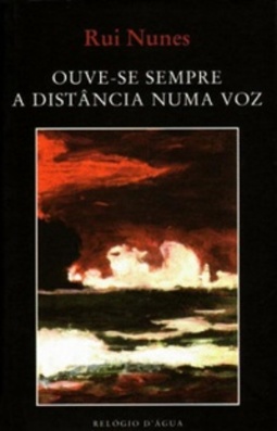 OUVE-SE SEMPRE A DISTÂNCIA NUMA VOZ