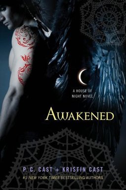 V.8 - Awakened House Of Night