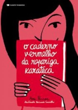 O caderno vermelho da menina karateca