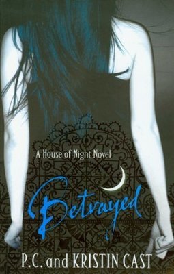 V.2 - Betrayed House Of Night