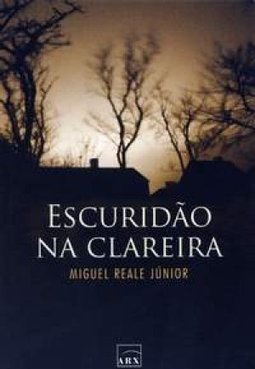 Escuridão na Clareira