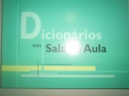 dicionários em sala de aula