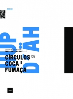 Círculos de coca e fumaça