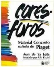 Cores e Furos: Material Concreto na Linha de Piaget