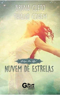 Nuvem de estrelas (Trilogia Lírio Azul #1)