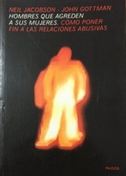 Hombres que agreden a sus mujeres