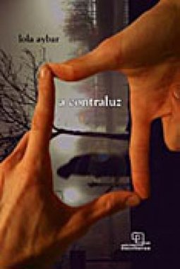 Contraluz, À