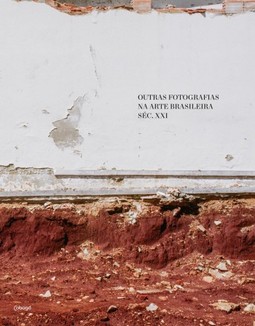Outras fotografias na arte brasileira séc. XXI