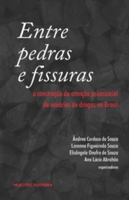 Entre Pedras e Fissuras