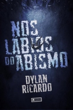 Nos Lábios do Abismo.