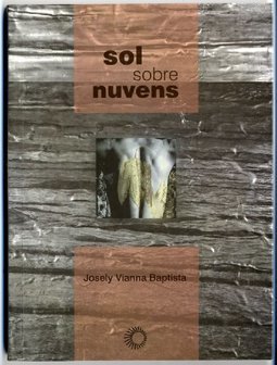 Sol Sobre Nuvens