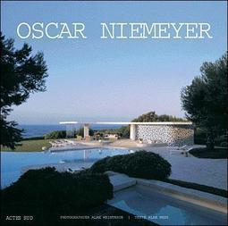 OSCAR NIEMEYER MAISONS