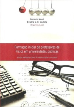 Formação inicial de professores de física em universidades pública