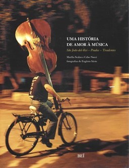 UMA HISTORIA DE AMOR A MUSICA